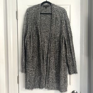 Lane Bryant Black/White soft and warm speckled long cardigan It is size 14/16.